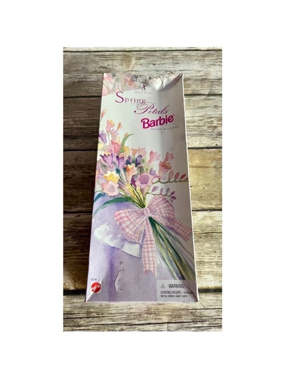 NEW SPRING PETALS BARBIE(1996) - Picture 5 of 6
